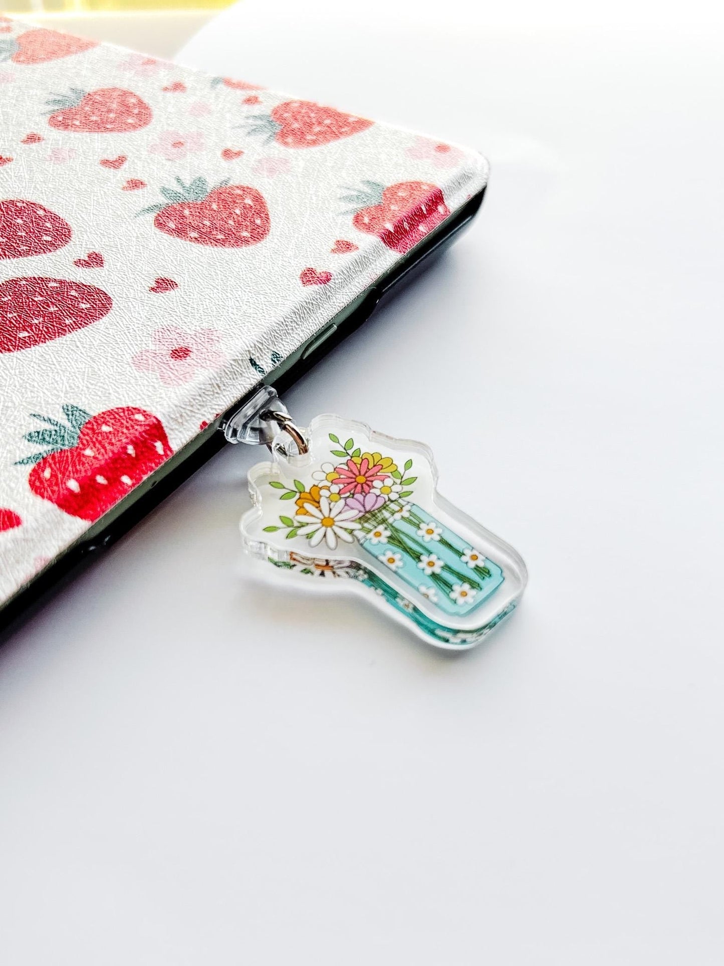 Cute Floral Kindle Charm